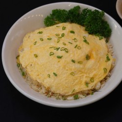 Cơm Chiên Tỏi Trứng